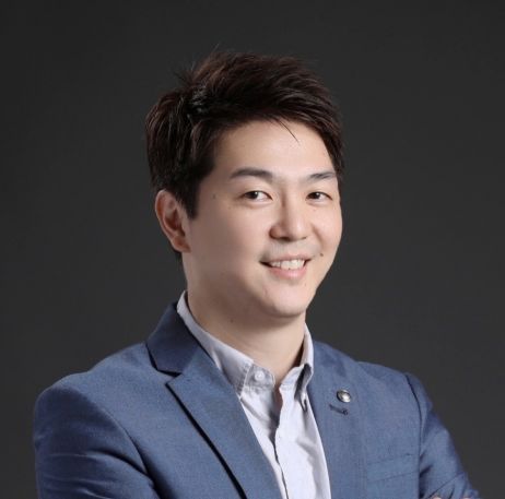 教師照片：張瑋倫